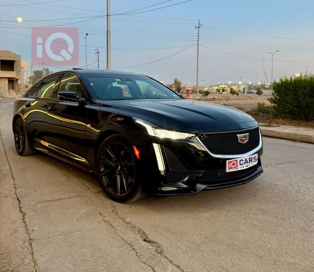 كاديلاك CT5
